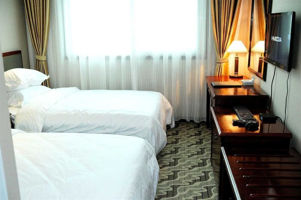 Huatian Grand Hotel Dengfeng Екстериор снимка